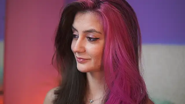 Snapshot of SabrinaHope chatting on 12.02.25 SabrinaHope online show from 12.02.25