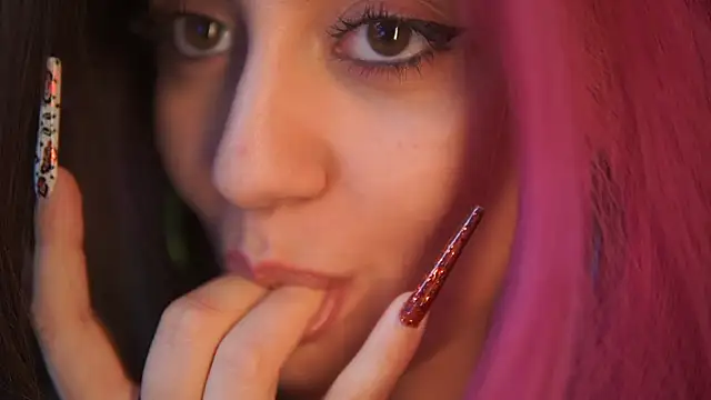 Snapshot of SabrinaHope chatting on 12.03.25 SabrinaHope online show from 12.03.25