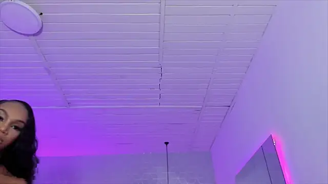 ChaynnaCooper online show from 01.16.25