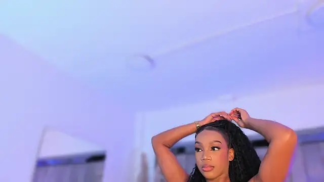 ChaynnaCooper online show from 09.18.25