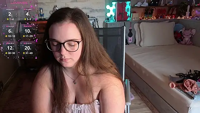 Snapshot of Kimberly-Caprice chatting on 03.05.26 Kimberly-Caprice online show from 03.05.26