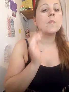 SofiEstevez online show from 11.18.25