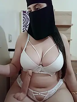 Arabic-Rose online show from 10.31.25