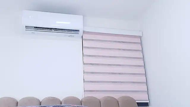 nicol f online show from 12.18.25