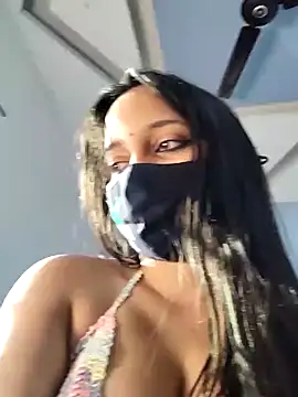 Snapshot of Varnika_aarora chatting on 12.07.24 Varnika aarora online show from 12.07.24