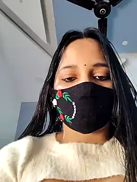 Snapshot of Varnika_aarora chatting on 01.06.25 Varnika aarora online show from 01.06.25