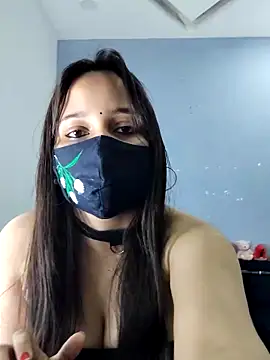 Snapshot of Varnika_aarora chatting on 01.29.25 Varnika aarora online show from 01.29.25