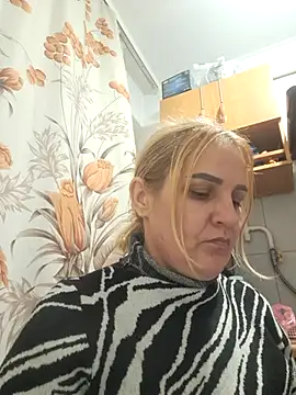 Snapshot of Malichkaanna30 chatting on 11.03.25 Malichkaanna30 online show from 11.03.25