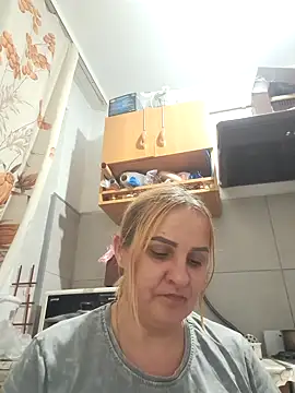 Snapshot of Malichkaanna30 chatting on 12.20.25 Malichkaanna30 online show from 12.20.25