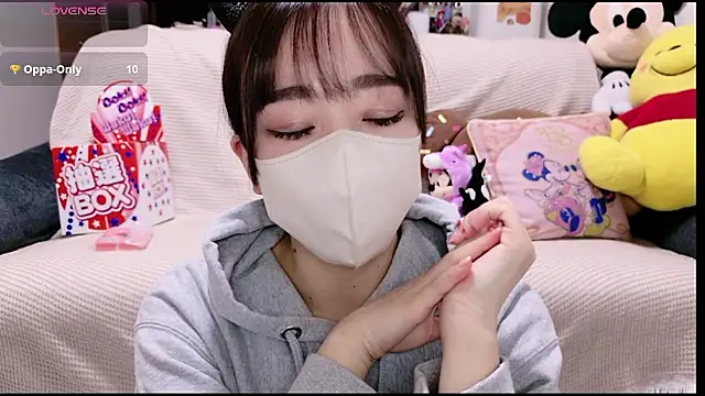 Snapshot of Rio_chan_ chatting on 01.11.26 Rio chan online show from 01.11.26