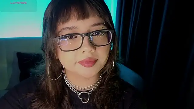 Snapshot of missy_taylor_ chatting on 11.12.25 missy taylor online show from 11.12.25