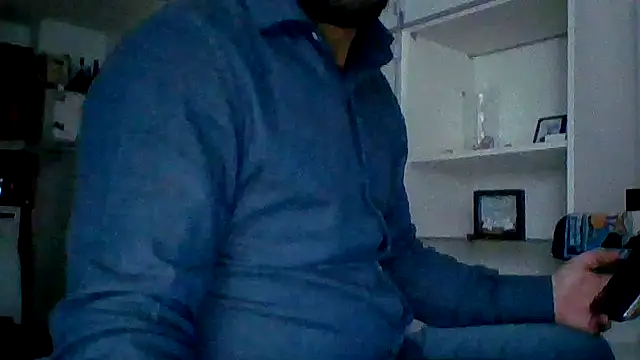 Snapshot of bobotatto chatting on 04.28.26 bobotatto online show from 04.28.26