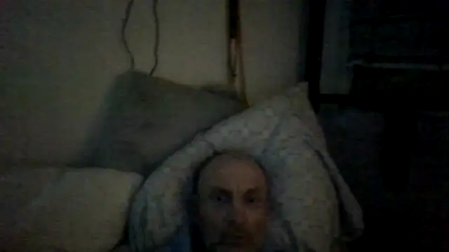 Snapshot of LayingRealism chatting on 04.08.26 LayingRealism online show from 04.08.26