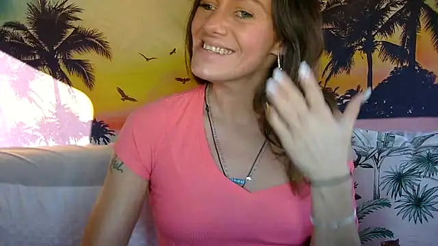 Snapshot of Sexyhottpunani chatting on 10.27.25 Sexyhottpunani online show from 10.27.25