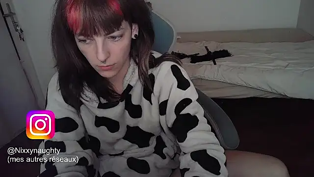 Nixxy naughty online show from 02.18.25