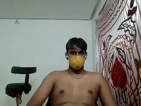 Snapshot of brownguy1234 chatting on 12.07.24 brownguy1234 online show from 12.07.24