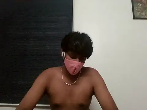 Snapshot of brownguy1234 chatting on 03.10.25 brownguy1234 online show from 03.10.25