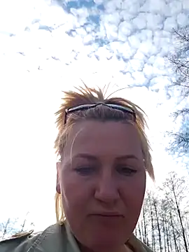 Snapshot of -Schweppes- chatting on 03.21.25 -Schweppes- online show from 03.21.25