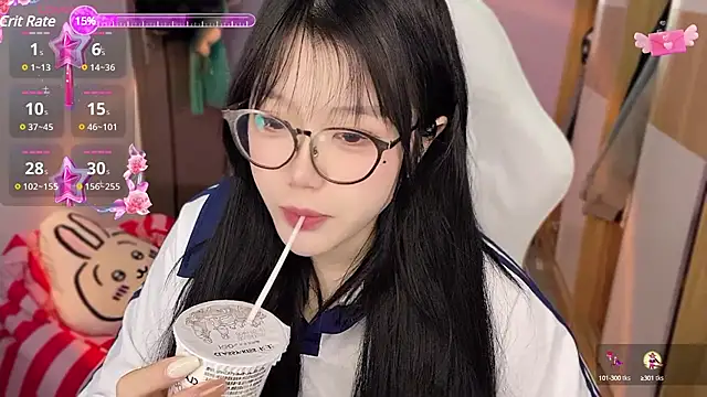 Snapshot of xiSSts chatting on 12.12.24 xiSSts online show from 12.12.24