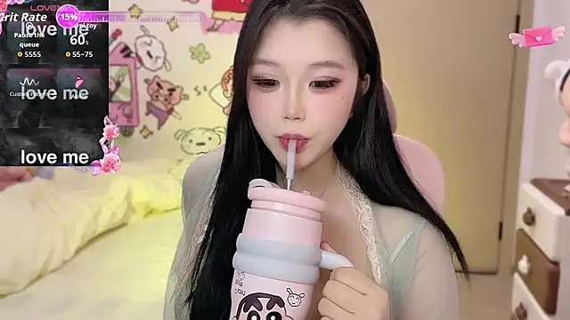 Snapshot of xiSSts chatting on 09.28.25 xiSSts online show from 09.28.25