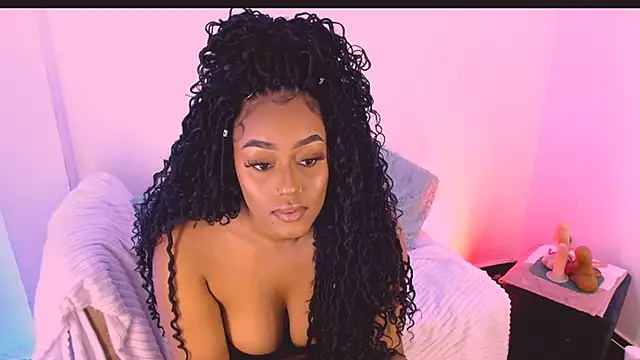 Emily Williams12 online show from 09.30.25