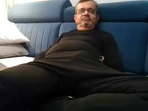 axecoman60 online show from 01.31.25