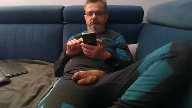 axecoman60 online show from 03.10.25