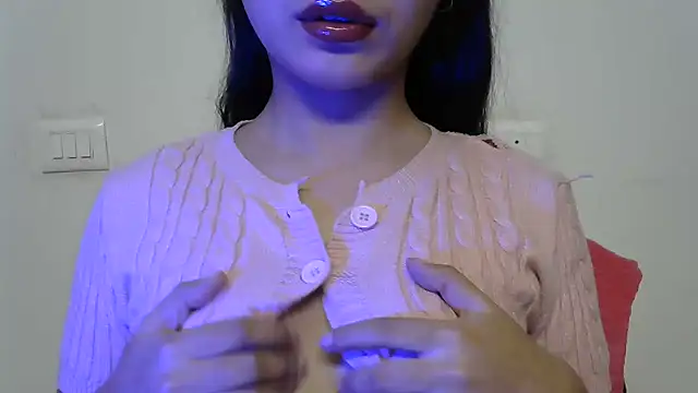 Snapshot of amrita2210 chatting on 10.23.25 amrita2210 online show from 10.23.25