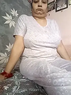 Snapshot of Kavya_kapoor chatting on 11.02.25 Kavya kapoor online show from 11.02.25