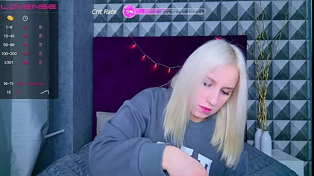 Snapshot of NellyStorm chatting on 02.11.25 NellyStorm online show from 02.11.25