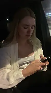 Devill Angel  online show from 12.04.24