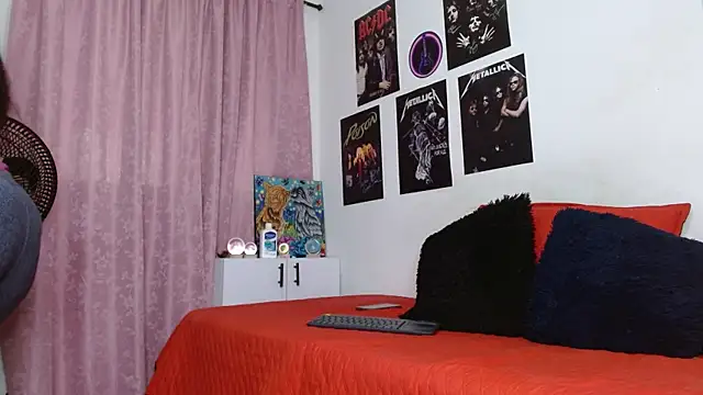 scarlett  morgan online show from 11.20.25