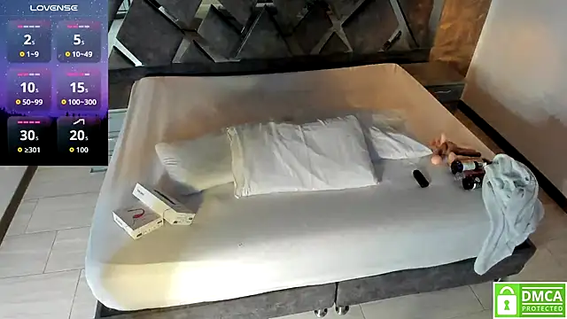 Rose Evans   online show from 11.29.25