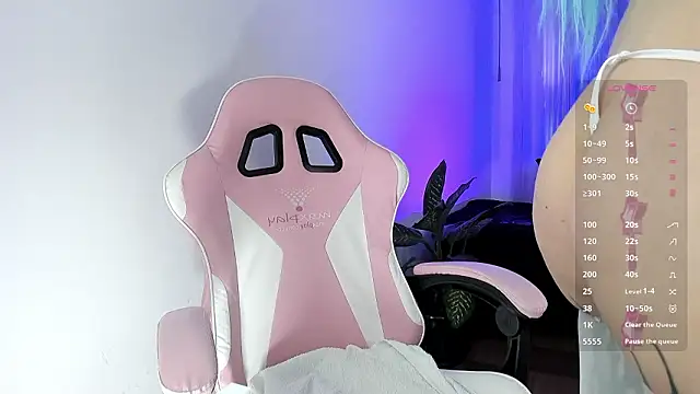 Kendall Bunnyy online show from 03.20.26