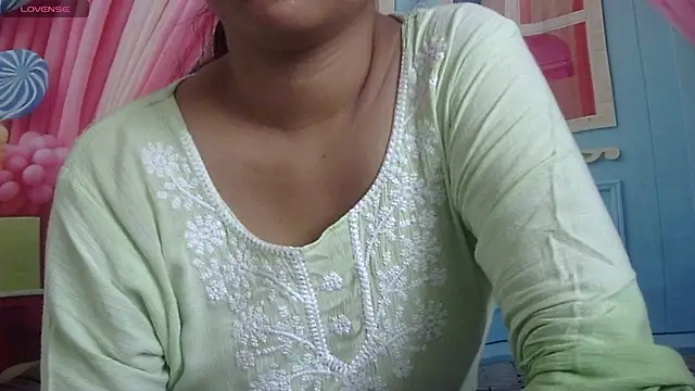 Snapshot of Preeti-Sexy chatting on 06.12.26 Preeti-Sexy online show from 06.12.26