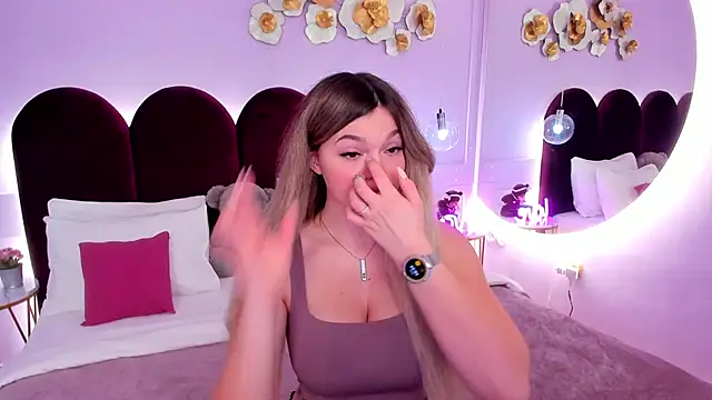 ZaraBloom online show from 02.19.26