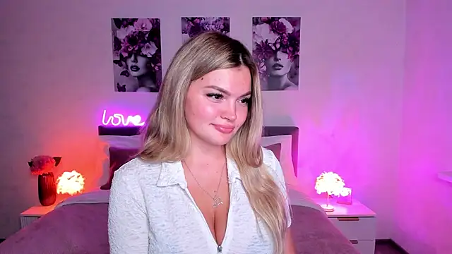 ZaraBloom online show from 08.03.26