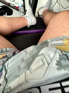 Snapshot of tiou72 chatting on 01.14.26 tiou72 online show from 01.14.26