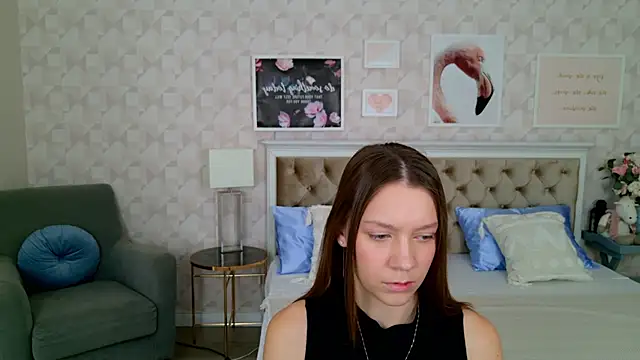 Snapshot of AliceBrayan chatting on 01.24.25 AliceBrayan online show from 01.24.25