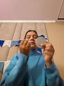 Snapshot of AliceBrayan chatting on 10.03.25 AliceBrayan online show from 10.03.25