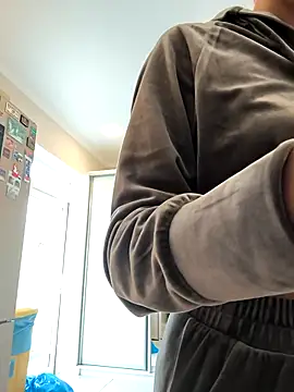 Snapshot of AliceBrayan chatting on 10.08.25 AliceBrayan online show from 10.08.25