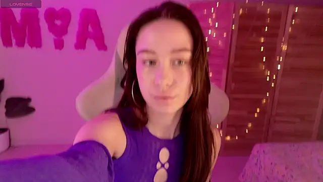 Miss Mia Murr online show from 11.30.25