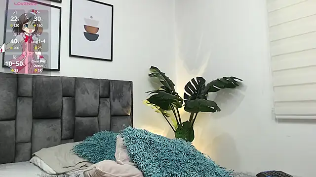 Snapshot of samy_l chatting on 03.15.25 samy l online show from 03.15.25