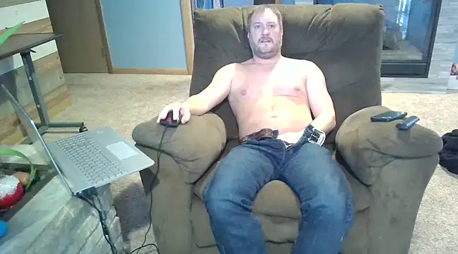 Snapshot of Bretto18 chatting on 01.09.25 Bretto18 online show from 01.09.25