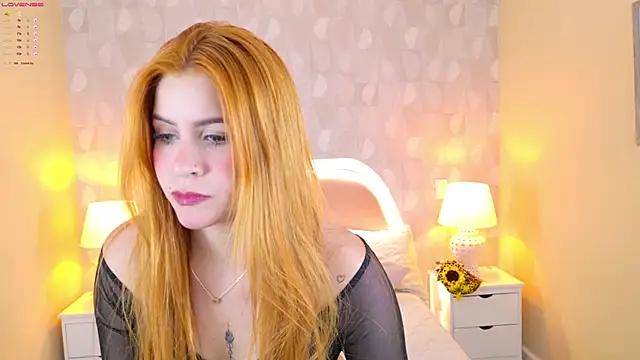 Snapshot of april_rousse chatting on 03.21.25 april rousse online show from 03.21.25