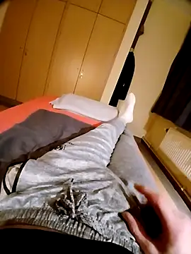 Snapshot of pascalino100 chatting on 02.28.26 pascalino100 online show from 02.28.26