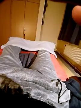 Snapshot of pascalino100 chatting on 04.01.26 pascalino100 online show from 04.01.26