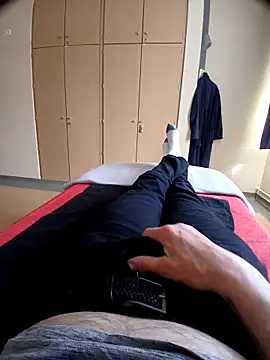 Snapshot of pascalino100 chatting on 04.15.26 pascalino100 online show from 04.15.26