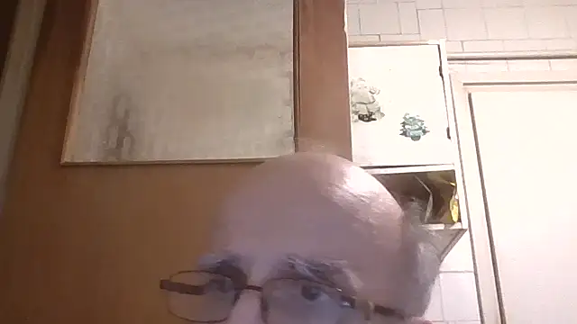 Snapshot of mariusica1@xh chatting on 03.03.26 mariusica1xh online show from 03.03.26