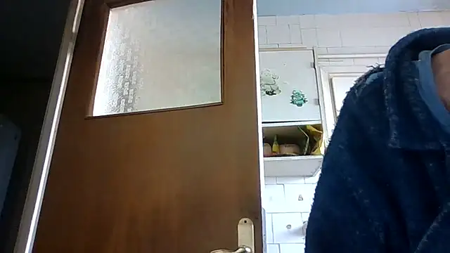 Snapshot of mariusica1@xh chatting on 03.04.26 mariusica1xh online show from 03.04.26